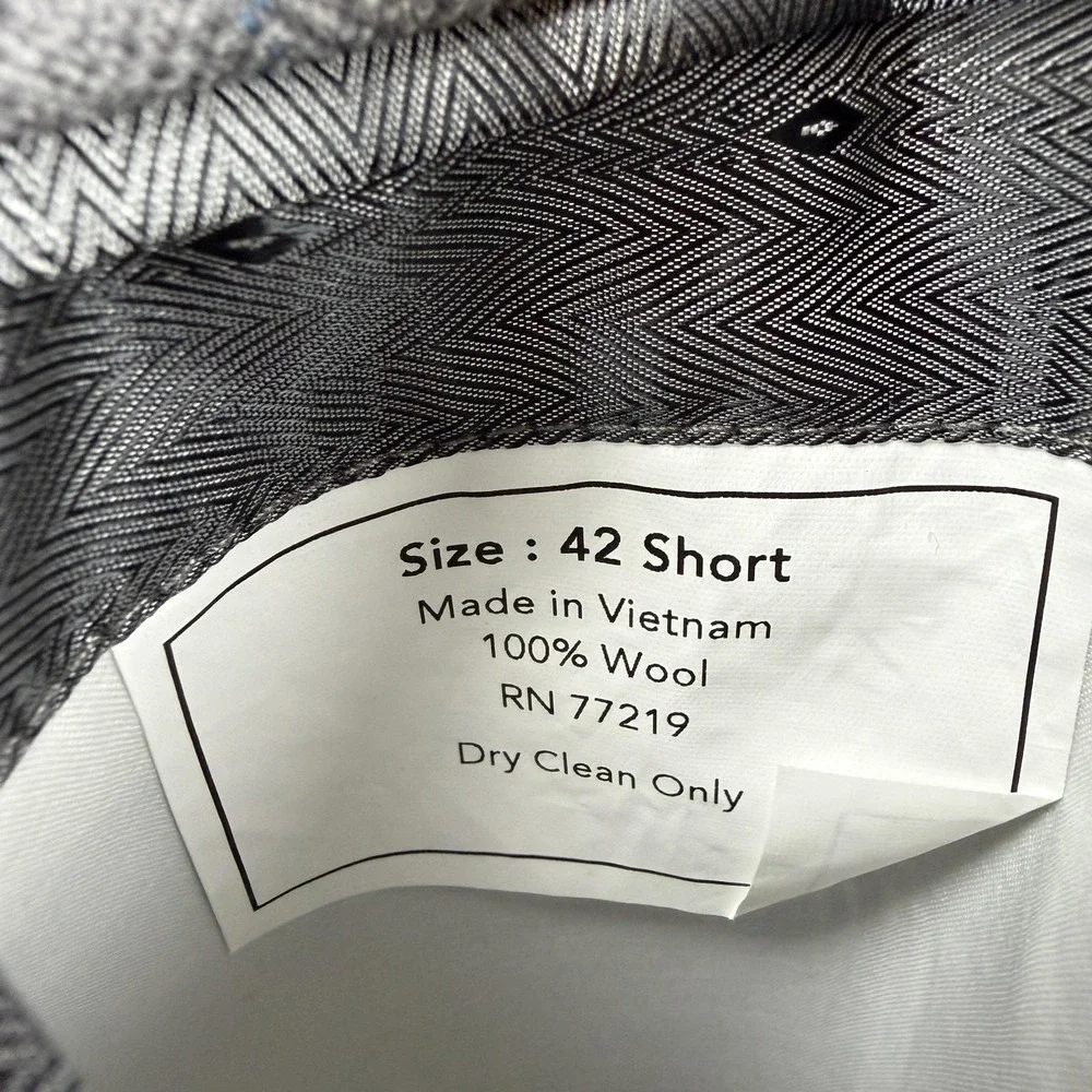 Joseph & Feiss Sport Coat Mens 42 Short Gray‎ Plaid Wool Two Button Notch Lapel